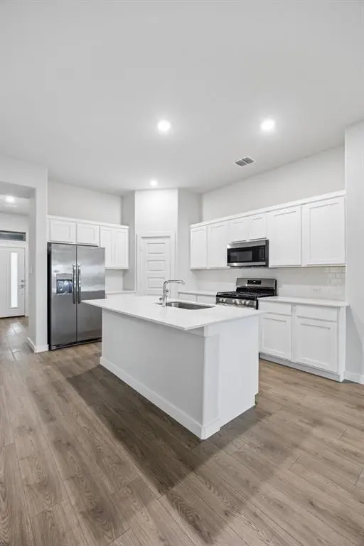 519 Towerglen Drive, Mckinney, TX 75071