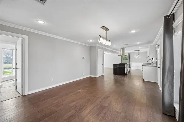 2623 Heatherwood Drive, Dallas, TX 75228