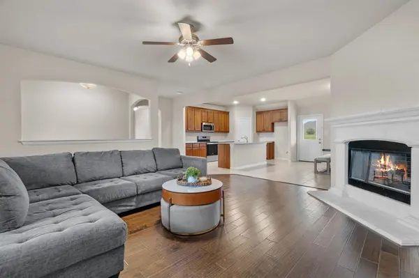 7207 Veal Station Road, Weatherford, TX 76085