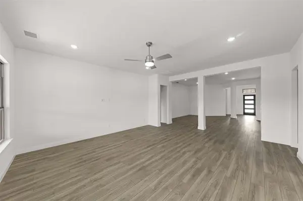 801 Trinity Street, Van Alstyne, TX 75495