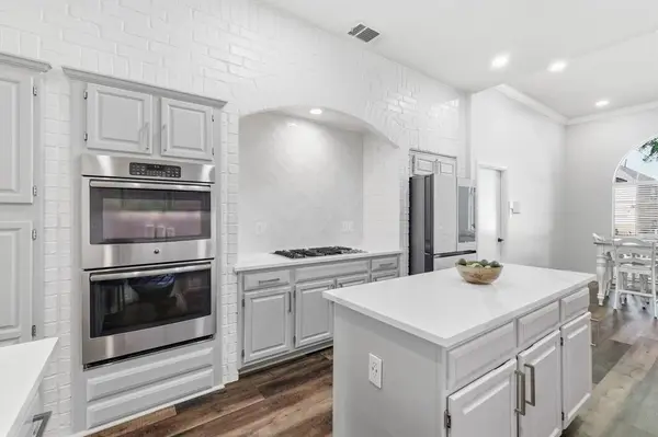 4024 Oak Grove Court, Flower Mound, TX 75028