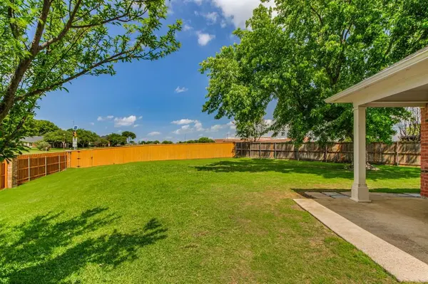 1732 Lansdale Drive, Flower Mound, TX 75028