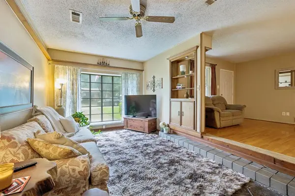 801 Lorrie Drive, Richardson, TX 75080