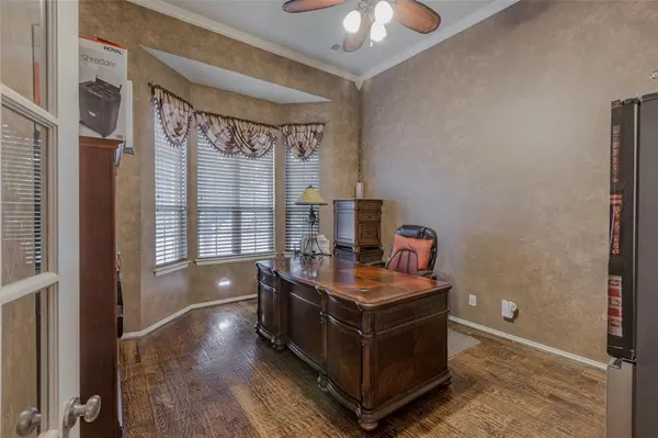 8313 Bayberry Avenue, Lantana, TX 76226