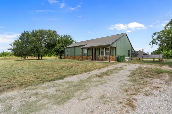 395 Private Road 4219, Decatur, TX 76234