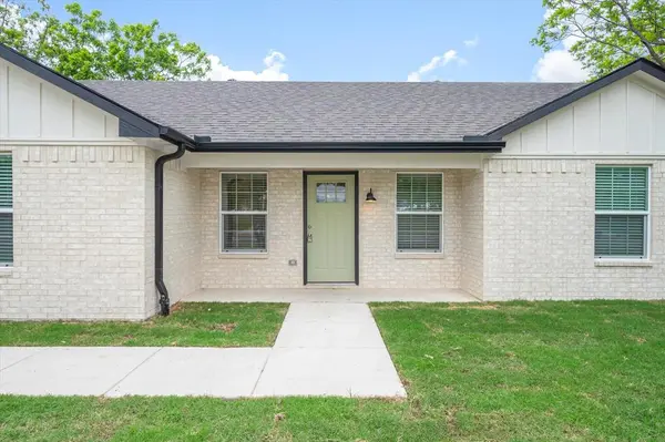 1015 W Park Drive, Wills Point, TX 75169