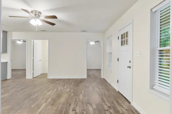 1015 W Park Drive, Wills Point, TX 75169