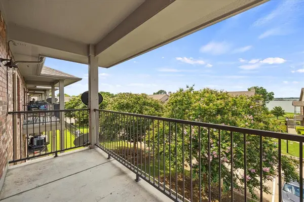 1873 Signal Ridge Place, Rockwall, TX 75032