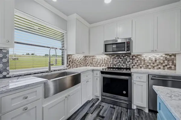 1861 Roland Road, Whitesboro, TX 76273