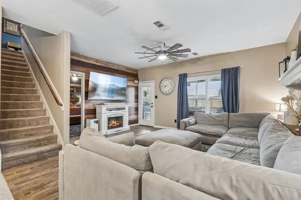 6341 Trinity Creek Drive, Fort Worth, TX 76179