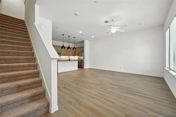 630 Redwood Way, Mansfield, TX 76063