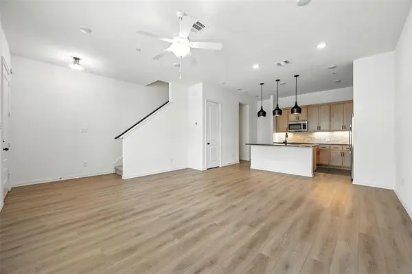 630 Redwood Way, Mansfield, TX 76063