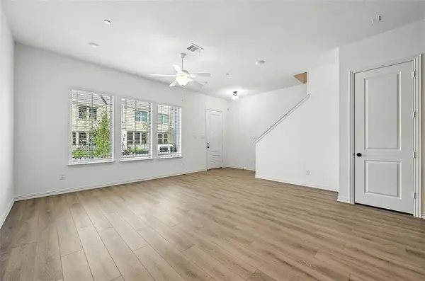 630 Redwood Way, Mansfield, TX 76063