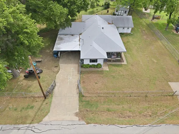 157 Ocean Drive, Gun Barrel City, TX 75156