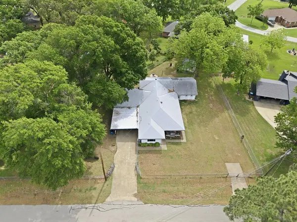 157 Ocean Drive, Gun Barrel City, TX 75156