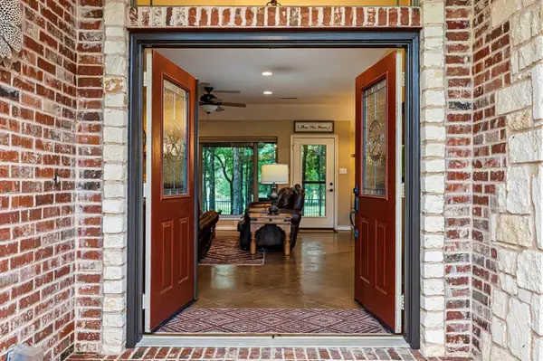 4014 Whitecrest Drive, Whitney, TX 76692