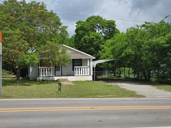 528 E Jefferson Street, Van Alstyne, TX 75495