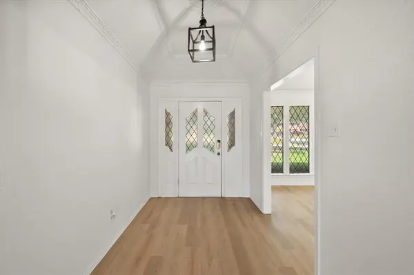 1801 High Vista Court, Fort Worth, TX 76112