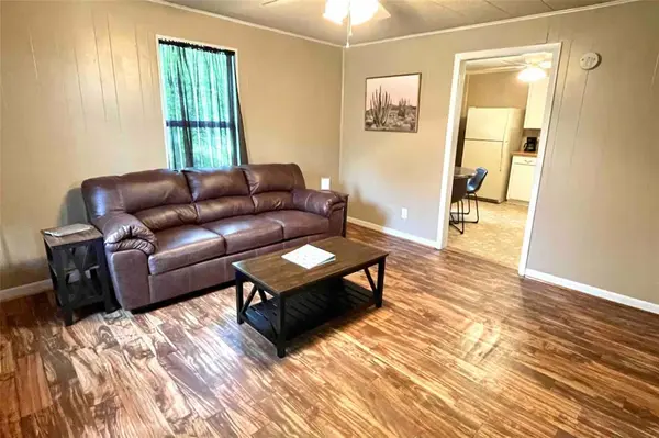 116 E Locust Street, Collinsville, TX 76233