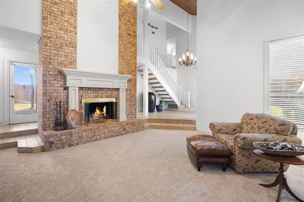 404 Laurel Trail N, Terrell, TX 75160