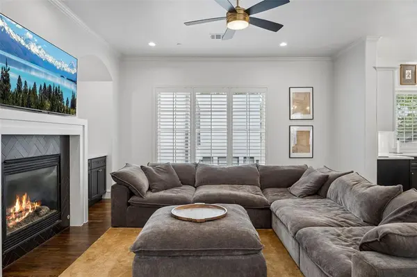 3827 Holland Avenue #C, Dallas, TX 75219