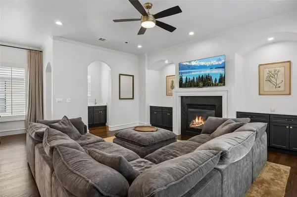 3827 Holland Avenue #C, Dallas, TX 75219