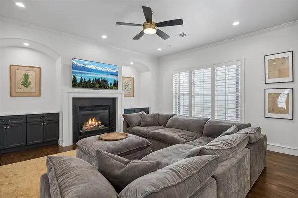 3827 Holland Avenue #C, Dallas, TX 75219