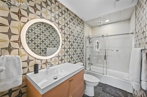 2483 W Caithness PL, Denver, CO 80211