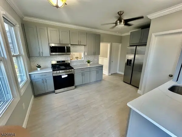 14 Guenther Pl, Passaic City, NJ 07055