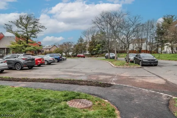 498 Auten Rd 2D, Hillsborough Twp., NJ 08844