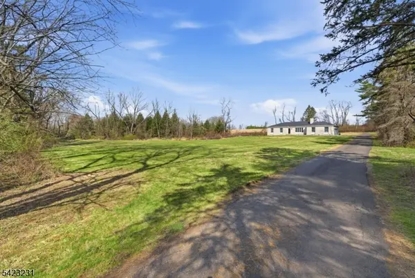 193 Bryans Rd, Washington Twp., NJ 08827