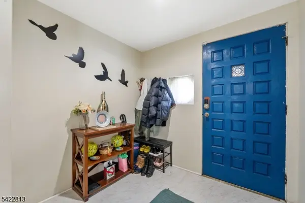 566 Chapman St, Hillside Twp., NJ 07205