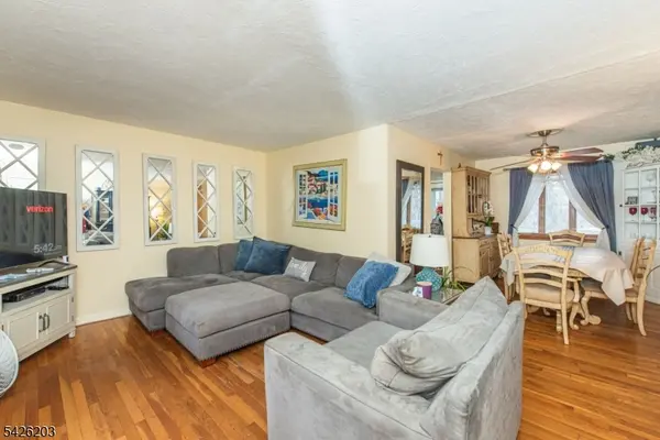 23 Sunnie Ter, West Caldwell Twp., NJ 07006