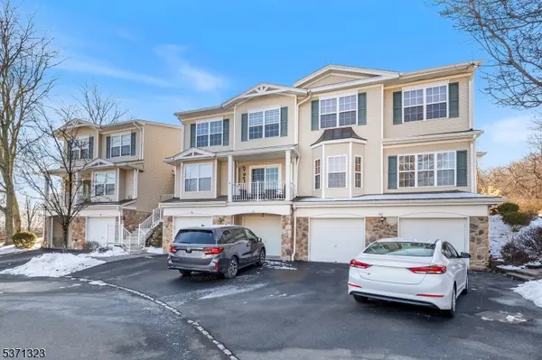 56 King George Rd, Green Brook Twp., NJ 08812