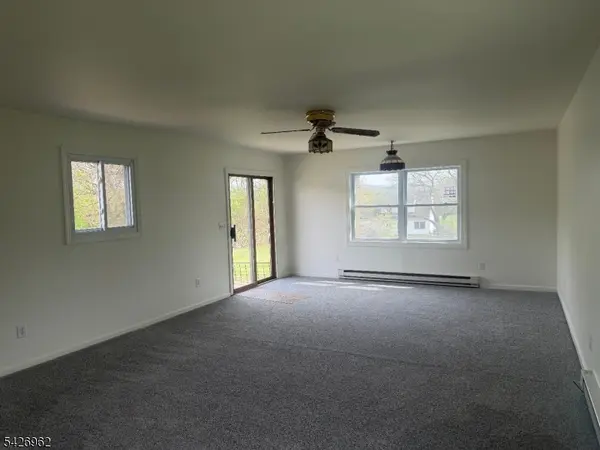 630 Dewey Ave #B, Alpha Boro, NJ 08865