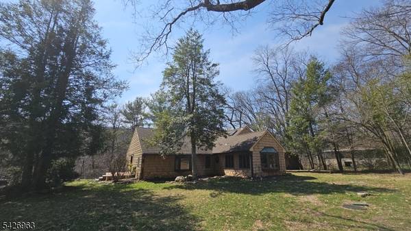 534 Hamburg Tpke, West Milford Twp., NJ 07480