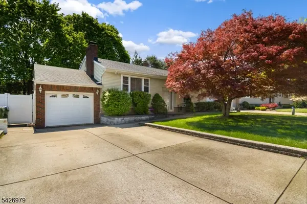 5 Elizabeth Ct, Edison Twp., NJ 08817