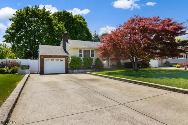 5 Elizabeth Ct, Edison Twp., NJ 08817