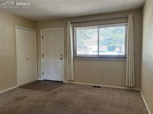 2495 Maroon Bells AVE, Colorado Springs, CO 80918