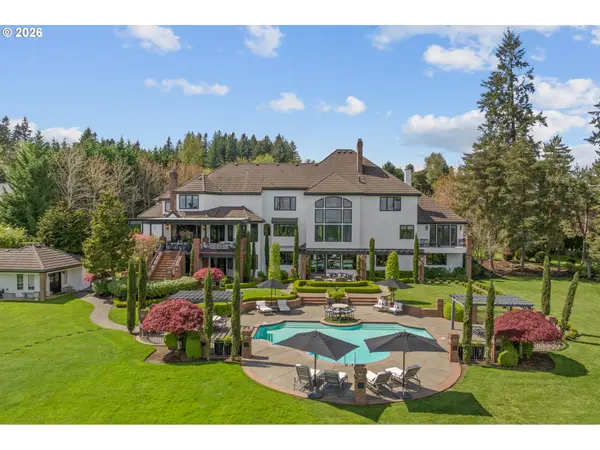 24770 SW VALLEY VIEW RD, West Linn, OR 97068