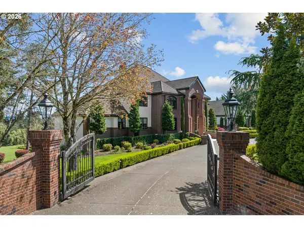 24770 SW VALLEY VIEW RD, West Linn, OR 97068