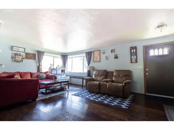 801 LANE AVE, La Grande, OR 97850