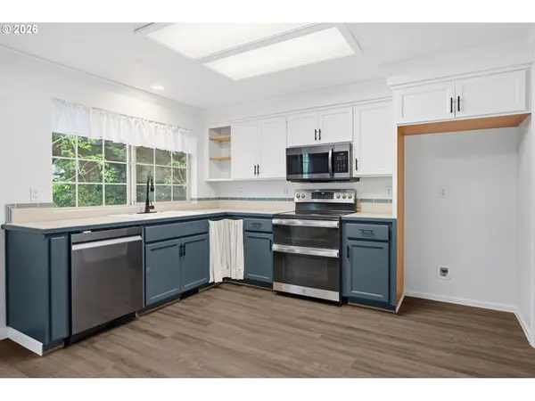 4410 SPRING MEADOW AVE, Eugene, OR 97404