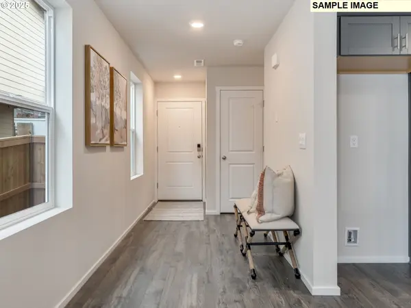 1402 NE 123RD AVE, Vancouver, WA 98684