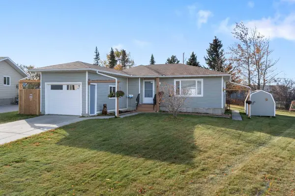 3 Isbister AVE, Swan Hills, AB T0G 2C0