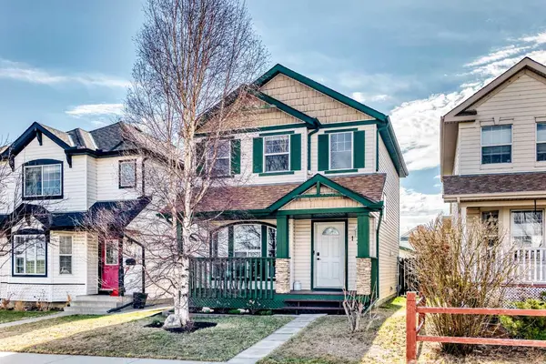 136 Hidden Hills RD NW, Calgary, AB T3A 5Y2