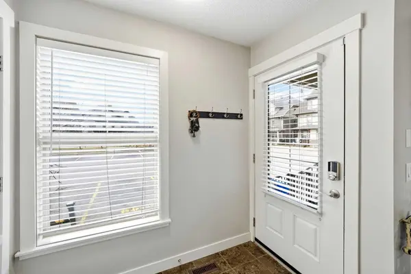 50 Belgian LN #604, Cochrane, AB T4C 0Y5