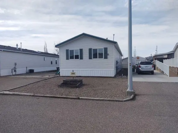 305 Rodeo DR, Fort Macleod, AB T0L 0Z0