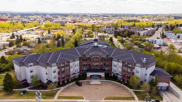 5213 61 ST #310, Red Deer, AB T4N 6N5