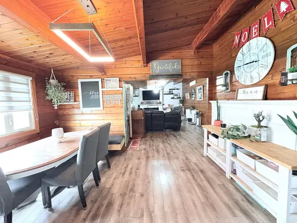 307 5 AVE E, Oyen, AB T0J2J0